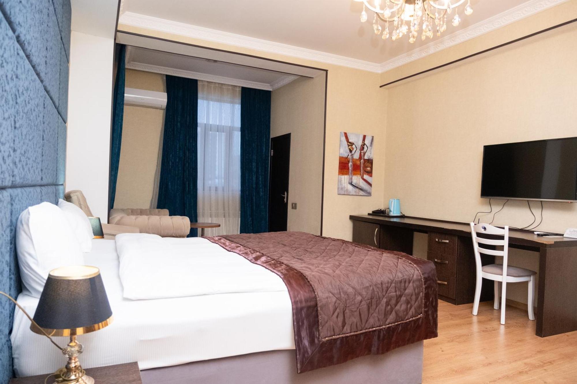 Hotel Grand Mirror à Baku Extérieur photo