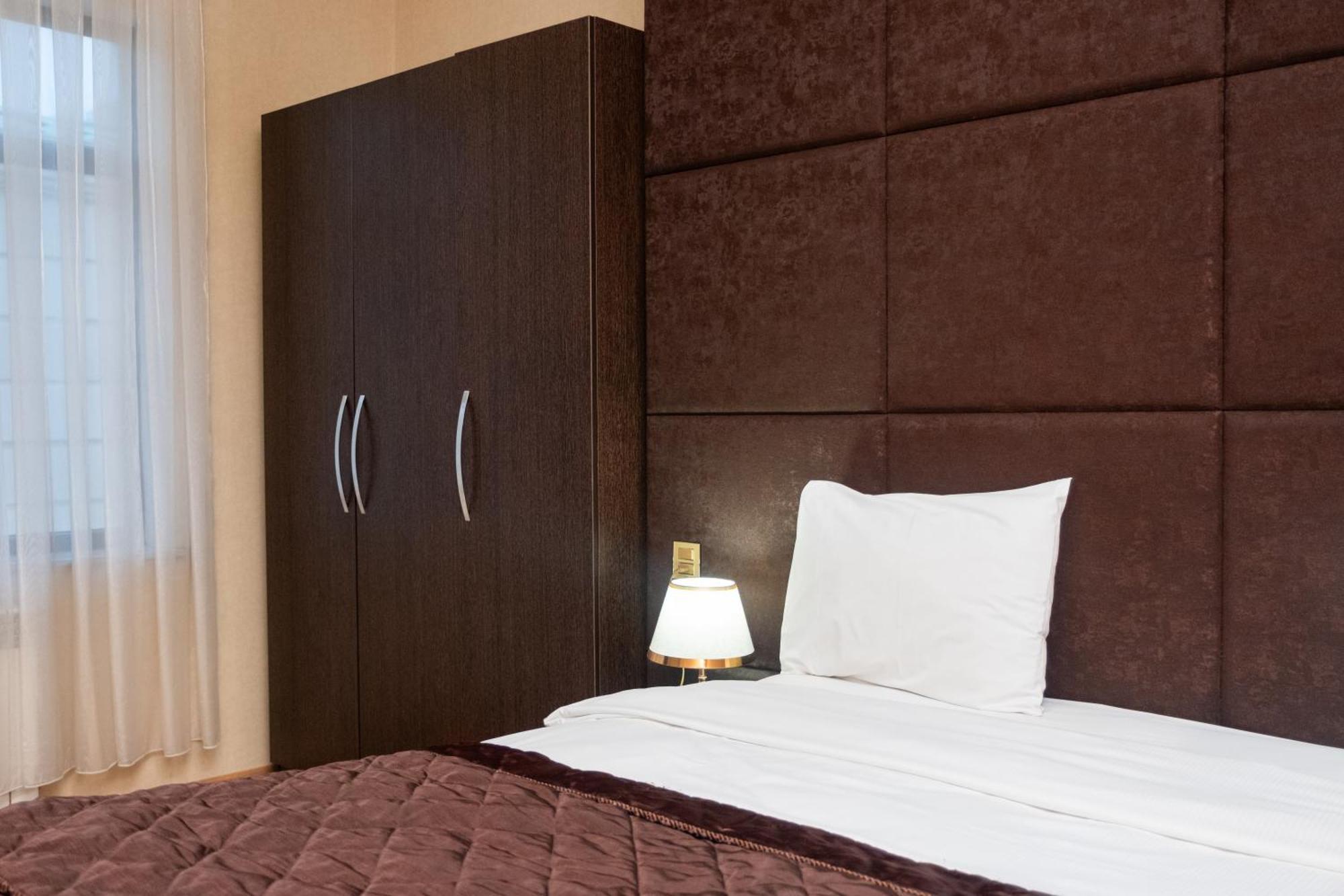 Hotel Grand Mirror à Baku Extérieur photo